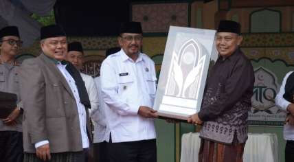 PENUTUPAN MTQ XLVII TINGKAT KABUPATEN SUKABUMI, KECAMATAN WALURAN JADI JUARA UMUM IMG_20260507_231016.jpg